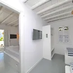 Evlalia & アパートホテル 4*