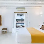 Evlalia & アパートホテル 4*