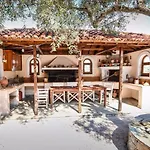 Apart-hotel Evlalia &
