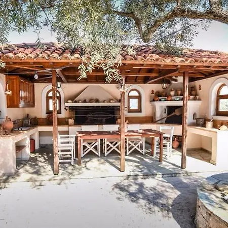 Lejlighedshotel Evlalia &