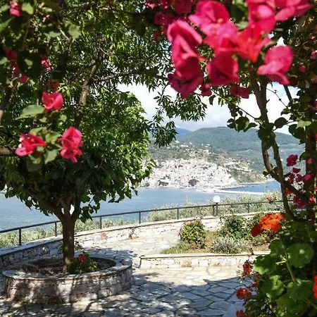 Evlalia & Apart-hotel 4*