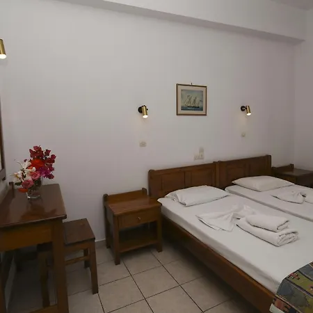 Evlalia & 4* Skopelos Town