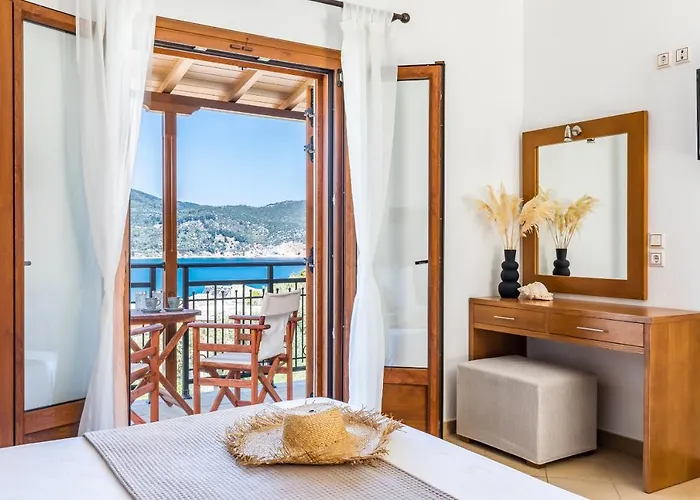 Evlalia & Aparthotel 4*