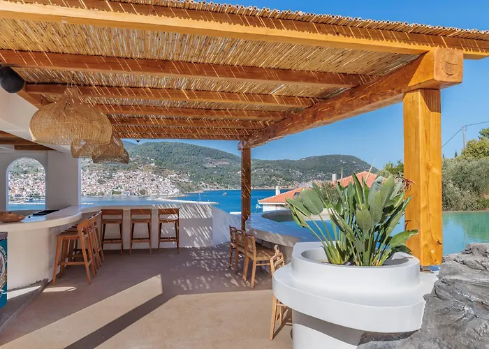 Aparthotel Evlalia & 4*